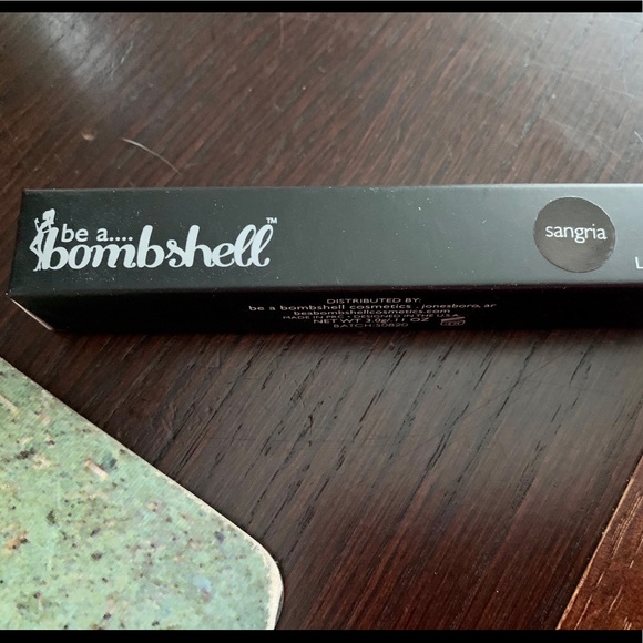 NWT Be a Bombshell gloss -Sangria - Picture 2 of 2